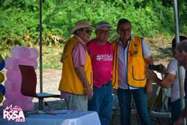 Fotografías de la carrera Rosa en el cantón de Matina, Limón