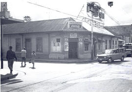 Fotografía de la Soda Familiar, esquina Sureste, situada en avenida segunda, calle 7. San José