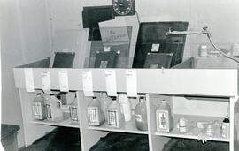 Fotografía del equipo y laboratorio de Fotografía del Archivo Nacional San José