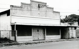 Fotografía de la fachada del antiguo cine de Río Segundo de Alajuela