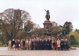 Fotografía de embajadores y personal de las embajadas de Costa Rica, El Salvador, Guatemala y Hon...