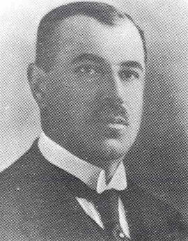 Fotografías del señor Juan Dávila Solera, Octavo Director del Liceo de Costa Rica, entre 1913-191...