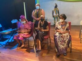 Fotografía de Thelma Curling, Joycelyn Sawyers y Marcel Taylor, ciudadanas destacadas de Limón qu...