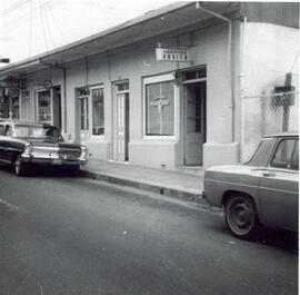Fotografía del local ocupado por la Floristería Rosita. Avenidas. 0-2, calle 9, 30 metros al Sur ...