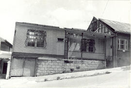 Fotografía de una casa de habitación. Situada en avenida 9, calles 7 y 9. San José