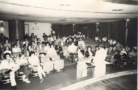 Fotografía de las conferencias dictadas al público en la semana del Centenario del Archivo Nacion...