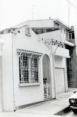 Fotografía de una residencia situada entre avenidas 2-6, calle 13 B San José