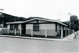 Fotografía con la imagen del centro de salud de Santa María de Dota San José