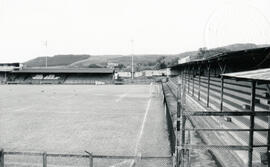 Fotografía del Estadio Carlos Ugalde Álvarez en San Carlos. Vistas de la cancha de futbol y grade...