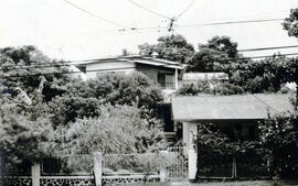 Fotografía de una casa de habitación de Andrés Arce Fernández y Felicia González Herrera, en Río ...