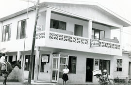 Fotografías del centro y área comercial del poblado de Cóbano Puntarenas