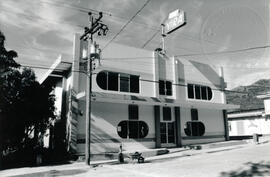 Fotografía del Cine Yira en San Pablo de León CortésSan José