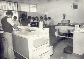 Fotografía con la imagen del área de fotocopiado de la documentos de la biblioteca Carlos Monge A...