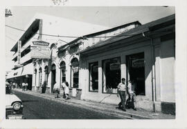 Fotografía del edificio de la compañía Mercantil S.A.Situado en avenida 1, calles 1 y 3 San José