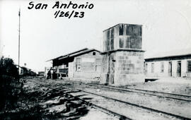 Fotografías de la estación del Ferrocarril al Pacífico en San Antonio de Belén. Heredia