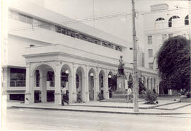 Fotografía con la imagen del Parque Juan Mora Fernández, remodelado, situado en avenida 2, calles...