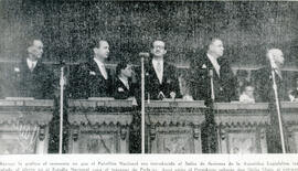 Fotografía con la imagen del Traspaso de Poderes Ulate Blanco-Figueres Ferrer, realizado en 1953 ...