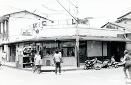 Fotografía de la Farmacia Central, avenida 3, calle 3, esquina sureste San José