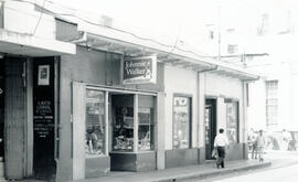Fotografía del Café, Bar El Cometa ubicado en avenida central, calle 8, esquina sureste San José