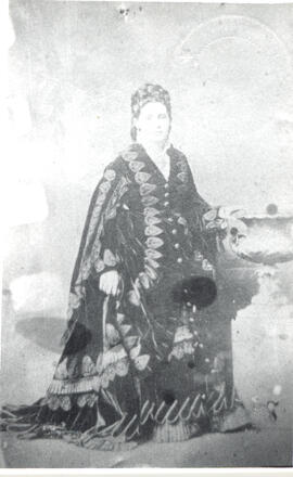 Fotografías de Emilia Solórzano Alfaro, esposa de Tomás Guardia Alfaro, Expresidente de la Repúbl...