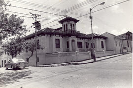 Fotografía de una casa de habitación. Situada en avenida 9, calle 5. San José