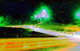 Fotografía nocturna del puente La Vieja. Cantón de San Carlos Alajuela