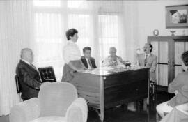 Fotografías de la conclusión y entrega de certificados del curso de restauración de documentos, i...