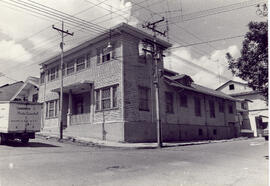 Fotografía de una casa de habitación. Situada en avenida 9, calles 3 y 5. San José