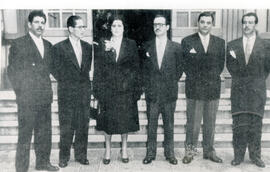 Fotografía con la imagen de las personas reelectas como miembros del Directorio de la Asamblea Le...