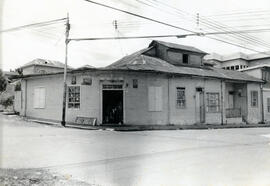 Fotografía de la pulpería La For de Otoya, parte frontal, situada en calle 15, avenidas 7 bis y 1...