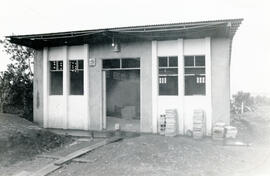 Fotografía del edificio en construcción del Salón Comunal en Barrio Cristo Rey, Flores, Heredia. ...