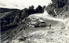 Fotografías de los trabajos de construcción de la carretera a Frailes. San José