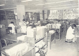 Fotografía con la imagen del Departamento de Catalogación y Clasificación de la biblioteca Carlos...