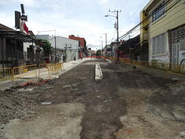 Fotografías de las obras para el proyecto de mejoramiento en calle 21 La California