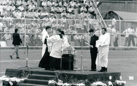 Fotografías con imágenes de la ceremonia religiosa durante el acto de traspaso de poderes Arias S...