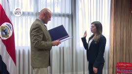 Video del Primer Vicepresidente de la República, Stephan Brunner, durante la juramentación de la ...