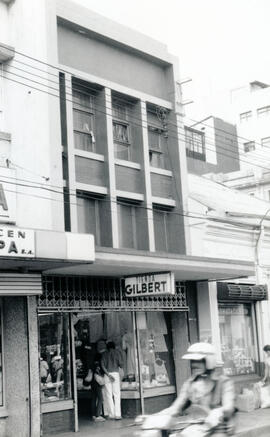 Fotografía del local de Tienda Gilbert en avenida central calle 4-6, acera sur San José