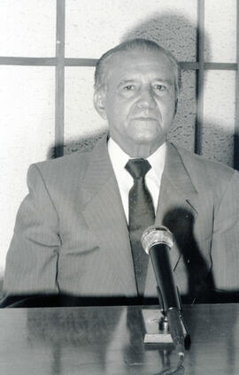 Fotografía de Miguel Blanco, Presidente de la Corte Suprema de Justicia, en el estudio de grabaci...