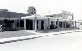 Fotografías con imágenes del edificio de la Facultad de Química de la Universidad de Costa Rica S...