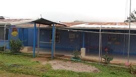 Fotografía de la Escuela Los Andes, ubicada en la comunidad de Los Andes de La Garita. La Cruz, G...