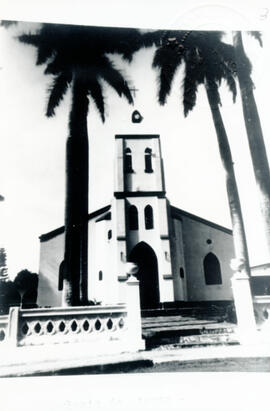 Fotografía de la fachada de la Iglesia de Atenas Alajuela