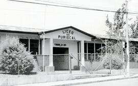 Fotografías con imágenes de las fachadas del edificio del Liceo de Puriscal San José