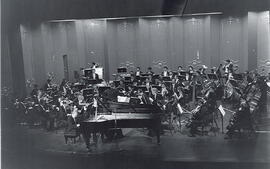 Fotografías de la Orquesta Sinfónica Nacional en el Teatro Nacional. Director Agustín Cullel. Sol...