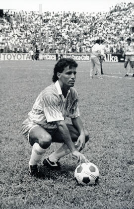 Fotografía de Klever Ponce, Jugador del Equipo de Fútbol Municipal Puntarenas, en el Estadio Rica...