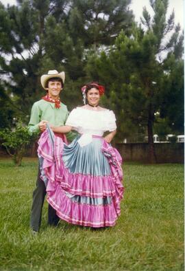 Fotografía de María Teresa Bermúdez Muñoz y Gamaliel Villalobos Gutiérrez, pareja integrante del ...