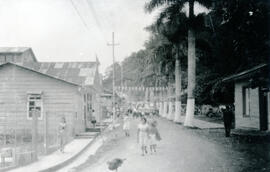 Fotografía con la imagen de la esquina oeste del Parque de San Ignacio de Acosta San José