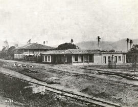 Fotografías de la ciudad de San José, se observan edificios, iglesias, cuarteles, universidades, ...