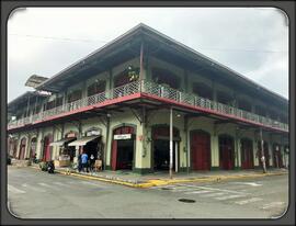 Fotografías de antiguo edificio de la United Fruit Company, construido entre 1903-1904, ubicado f...