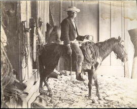 Fotografías de un cow boy, montado a caballo, de la Finca Catalina en Guanacaste. Estas Fotografí...