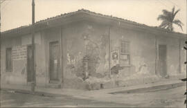 Fotografías de una de las construcciones que alcanzó existir un siglo y unos años en la ciudad de...